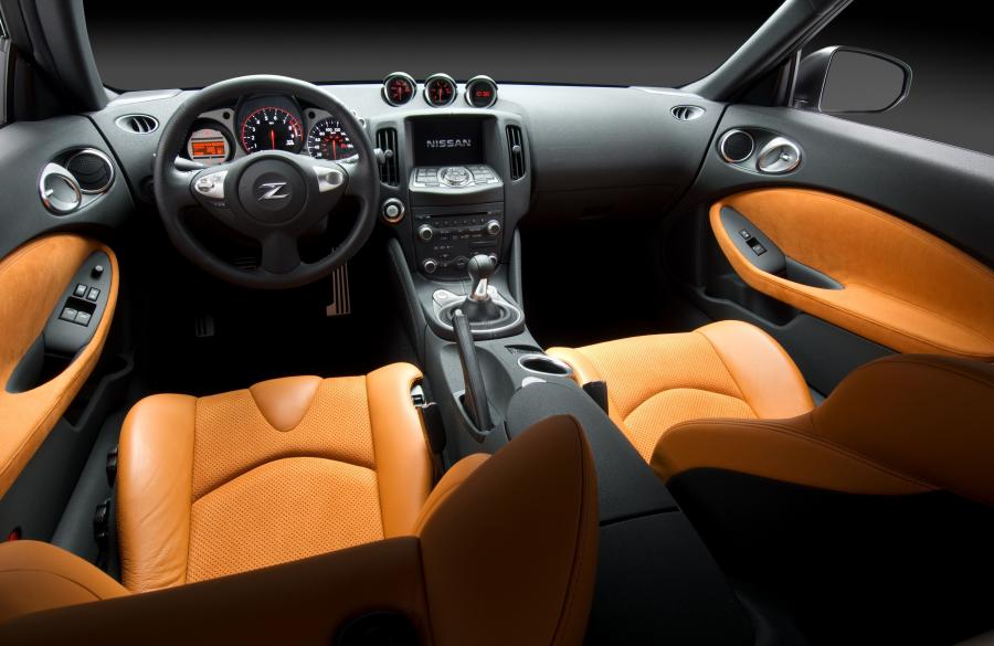  Nissan 370Z 2009 года  (фото 13 из 192)